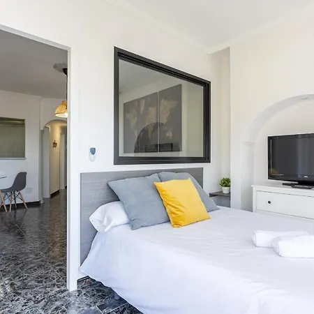 Pretty Studio, By Alohamalaga Torremolinos