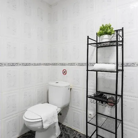 Pretty Studio, By Alohamalaga Torremolinos
